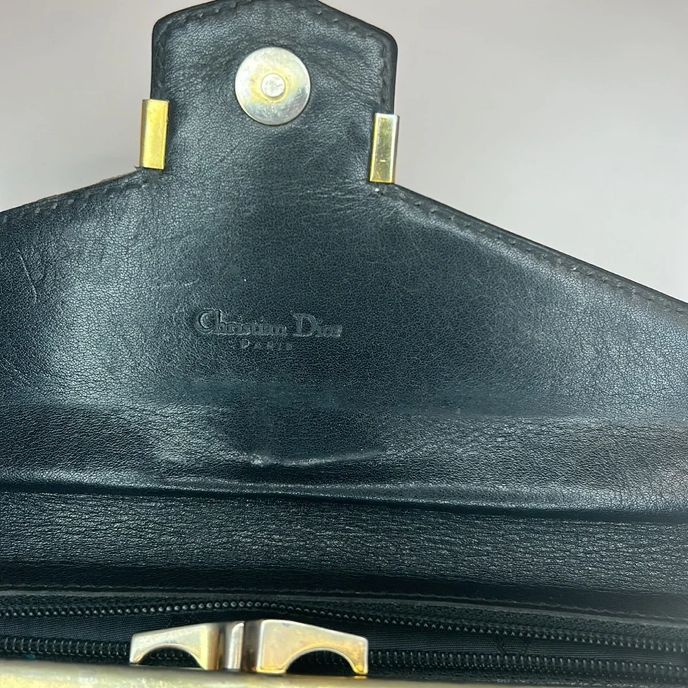 Dior Vintage kiss lock Leather Wallet